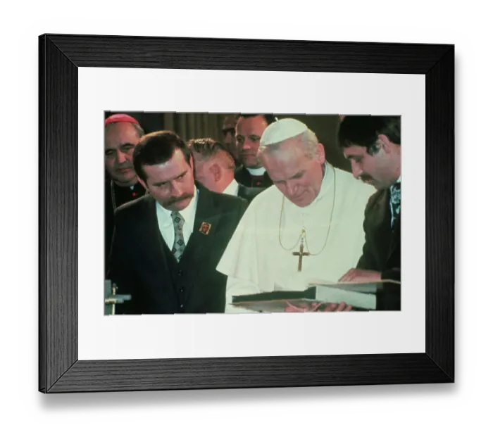 Framed Print : Lech Walesa with Pope John Paul II Framed Print : Lech Walesa with Pope John Paul II