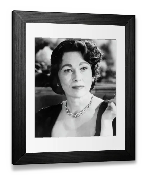 Framed Print : Faye Dunaway as Joan Crawford in Mommie Dearest Framed Print : Faye Dunaway as Joan Crawford in Mommie Dearest