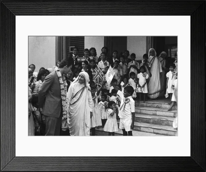Framed Print : Prince Charles Visiting Mother Teresa's Children's Home Framed Print : Prince Charles Visiting Mother Teresa's Children's Home