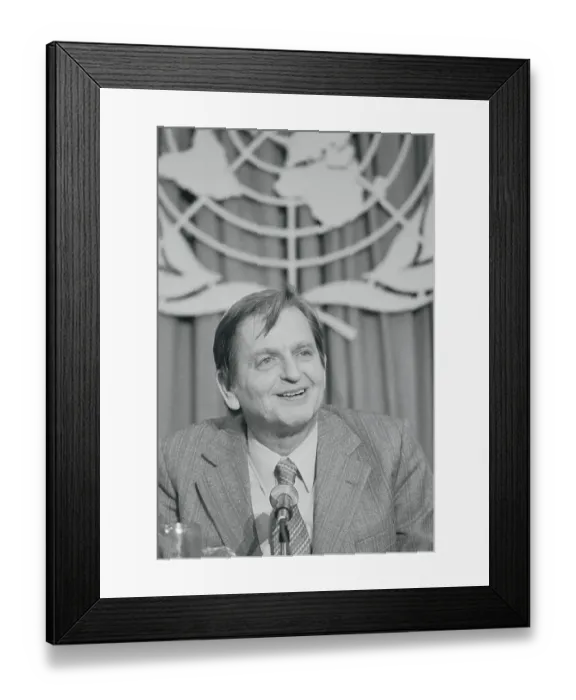 Framed Print : Olof Palme at Press Conference Framed Print : Olof Palme at Press Conference