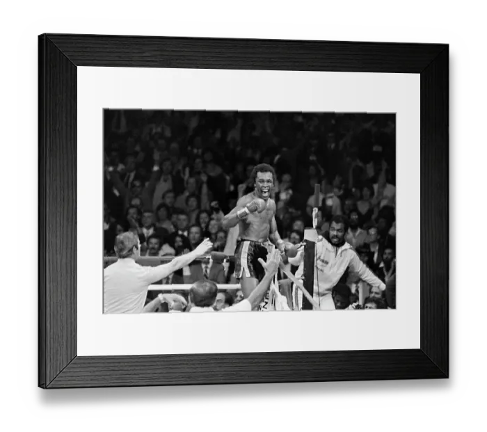 Framed Print : Sugar Ray Leonard Smiles, Shouts In Ring Framed Print : Sugar Ray Leonard Smiles, Shouts In Ring