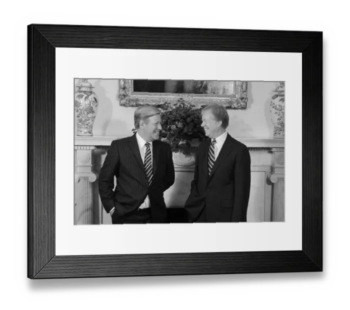 Framed Print : Helmut Schmidt and Jimmy Carter Laughing Framed Print : Helmut Schmidt and Jimmy Carter Laughing