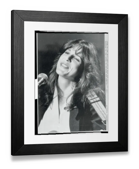 Framed Print : Patti Davis Singing Framed Print : Patti Davis Singing