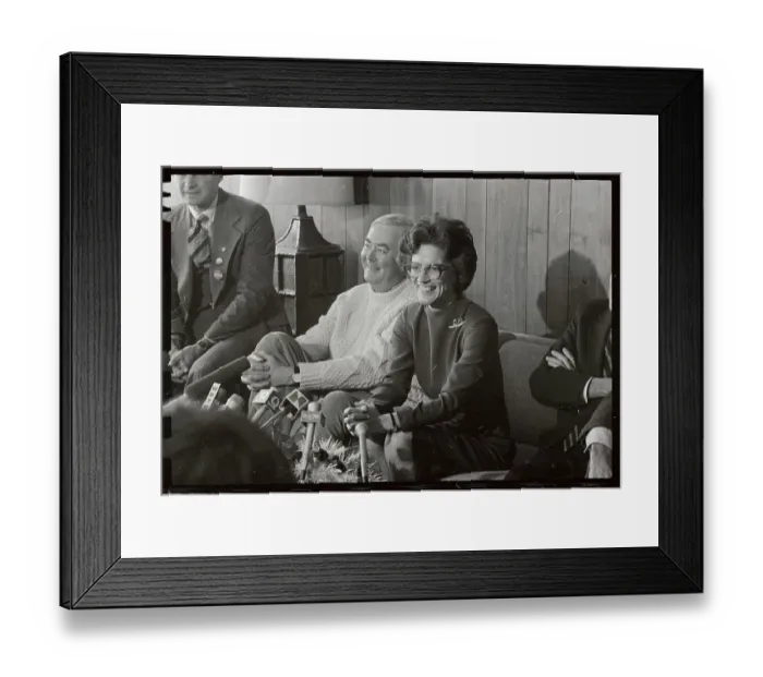 Framed Print : Liz Holtzman and Daniel Moynihan Sitting Together Framed Print : Liz Holtzman and Daniel Moynihan Sitting Together
