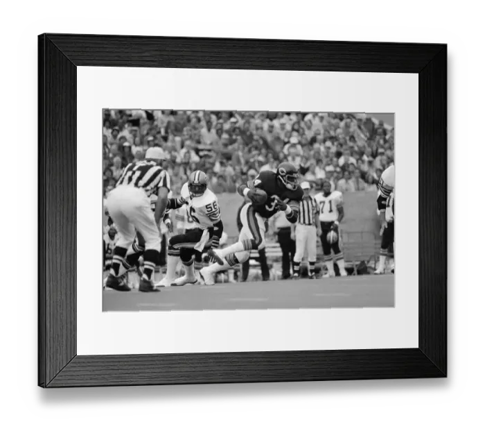 Framed Print : Walter Payton Escapes Saints Defender in Run Framed Print : Walter Payton Escapes Saints Defender in Run