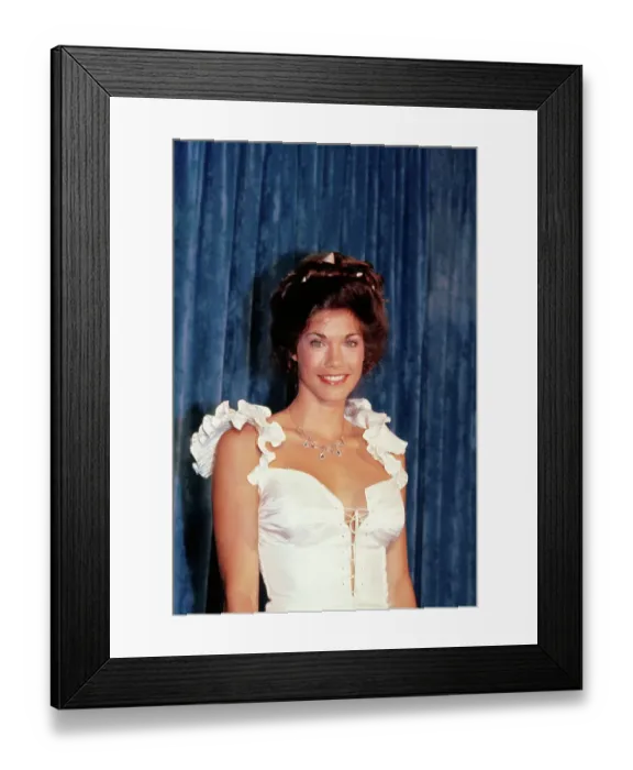 Framed Print : Portrait of Barbi Benton Framed Print : Portrait of Barbi Benton