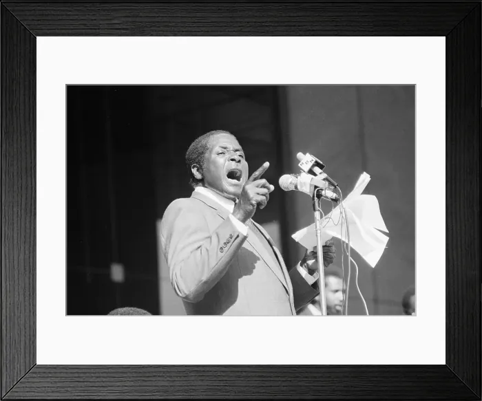 Framed Print : Robert Mugabe Addressing Crowd Framed Print : Robert Mugabe Addressing Crowd