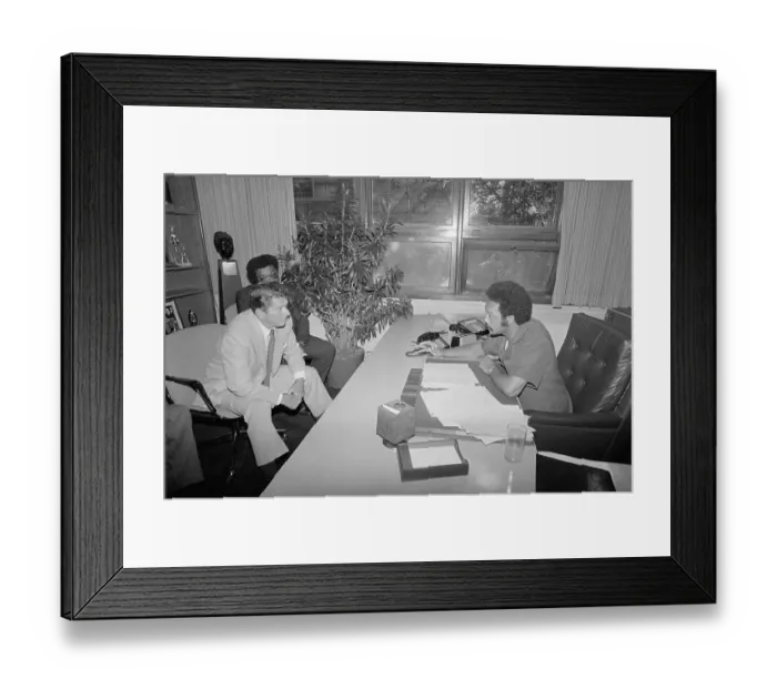 Framed Print : Ronald Reagan and Jesse Jackson Framed Print : Ronald Reagan and Jesse Jackson