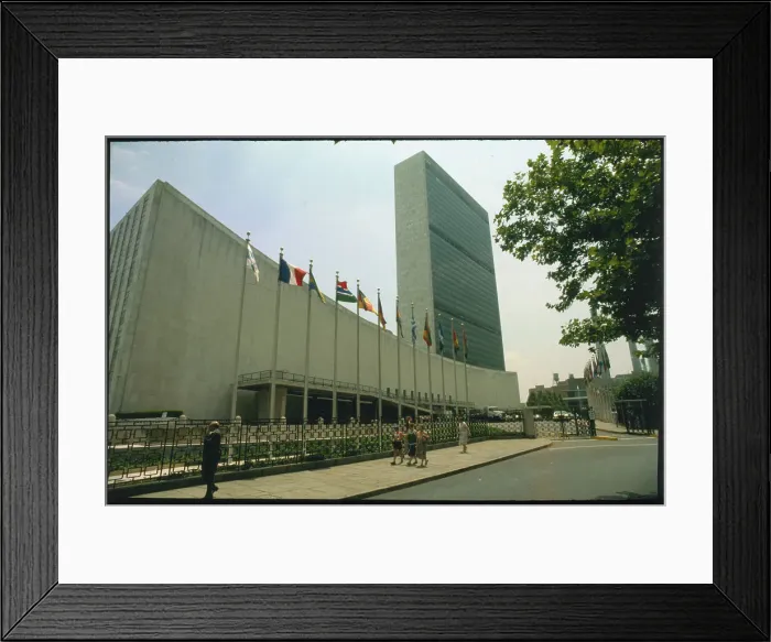 Framed Print : United Nations Buildings Framed Print : United Nations Buildings