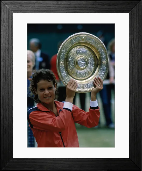 Framed Print : Evonne Cawley Holding Trophy Framed Print : Evonne Cawley Holding Trophy