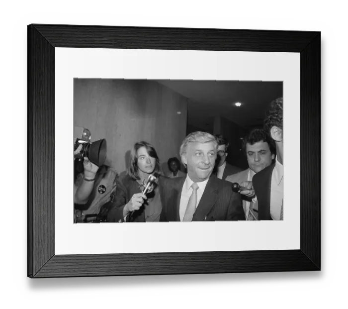 Framed Print : Angelo Errichetti Arriving at Court Framed Print : Angelo Errichetti Arriving at Court