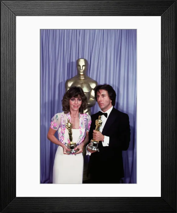Framed Print : Dustin Hoffman and Sally Field Holding Awards Framed Print : Dustin Hoffman and Sally Field Holding Awards