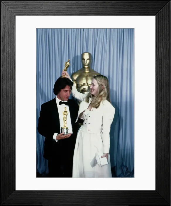 Framed Print : Dustin Hoffman And Meryl Streep Framed Print : Dustin Hoffman And Meryl Streep