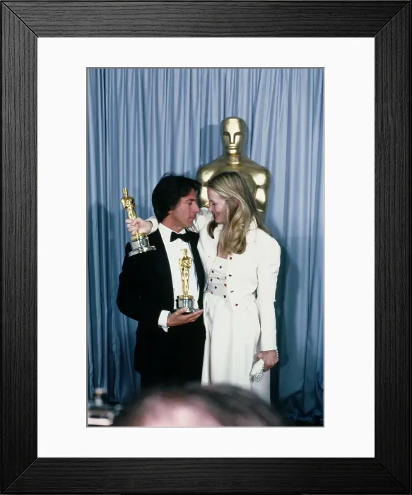 Framed Print : Dustin Hoffman And Meryl Streep Framed Print : Dustin Hoffman And Meryl Streep