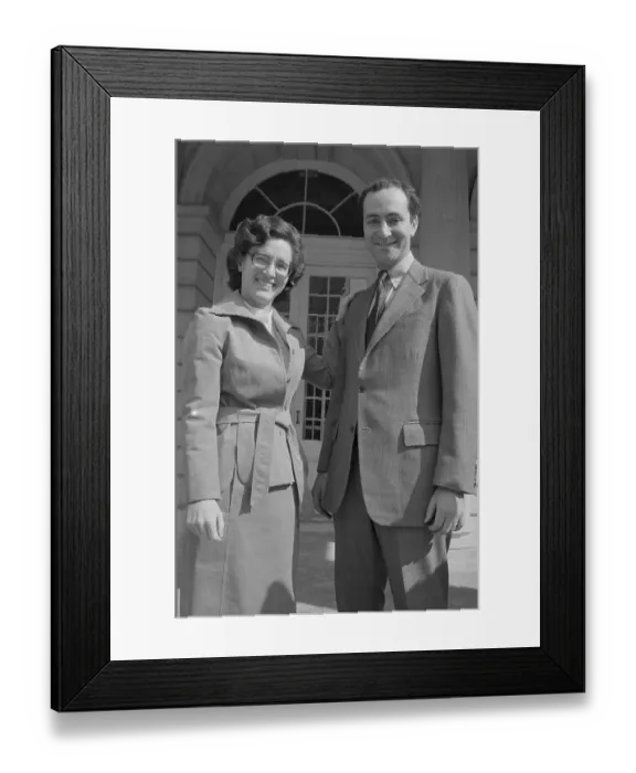 Framed Print : Charles E. Schumer with Elizabeth Holtzman