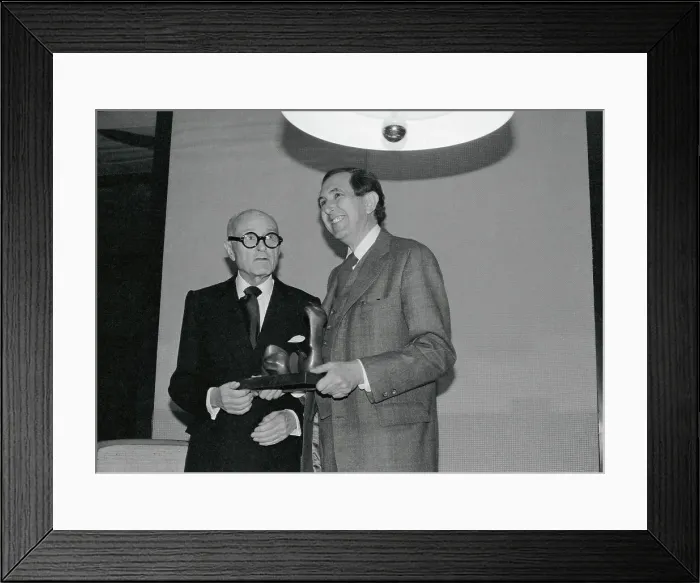 Framed Print : Philip Johnson Receiving Award from Cesar Pelli Framed Print : Philip Johnson Receiving Award from Cesar Pelli
