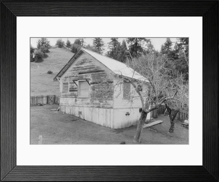 Framed Print : Kidnapper's Cabin Framed Print : Kidnapper's Cabin