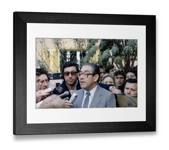 Framed Print : Yosef Haddas Framed Print : Yosef Haddas