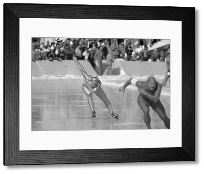 Framed Print : Eric Heiden in 500 Meter Speed Skating Action Framed Print : Eric Heiden in 500 Meter Speed Skating Action