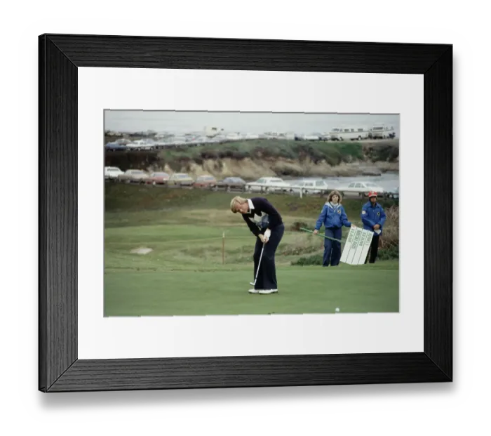 Framed Print : Jack Nicklaus Playing Golf Framed Print : Jack Nicklaus Playing Golf