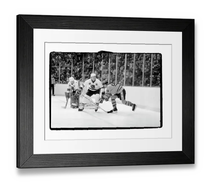 Framed Print : Wayne Gretzky in All-Star Hockey Game Framed Print : Wayne Gretzky in All-Star Hockey Game