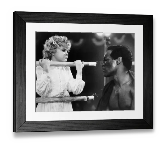 Framed Print : O.J. Simpson Posing with Child Actor Framed Print : O.J. Simpson Posing with Child Actor