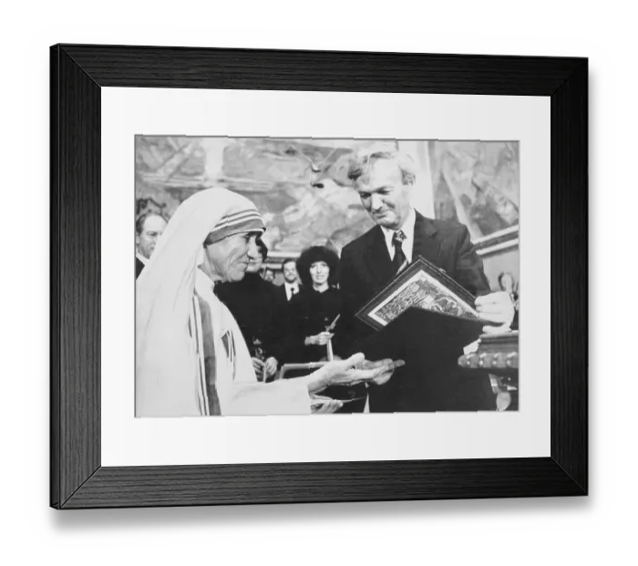 Framed Print : Mother Teresa Receiving Nobel Peace Prize