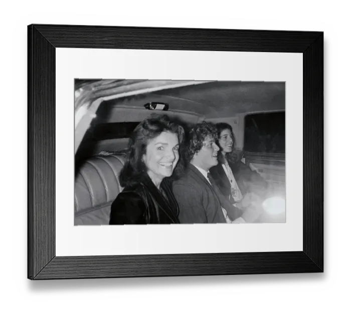 Framed Print : Jacqueline Kennedy Onassis seen with her two children Framed Print : Jacqueline Kennedy Onassis seen with her two children