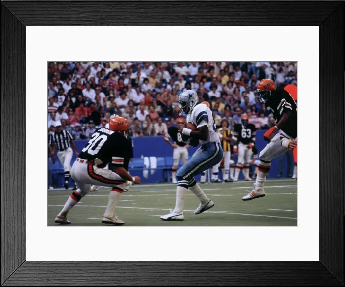 Framed Print : Tony Hill Running with Football Framed Print : Tony Hill Running with Football