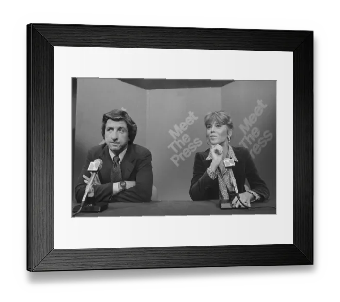 Framed Print : Jane Fonda with Husband Tom Hayden Framed Print : Jane Fonda with Husband Tom Hayden