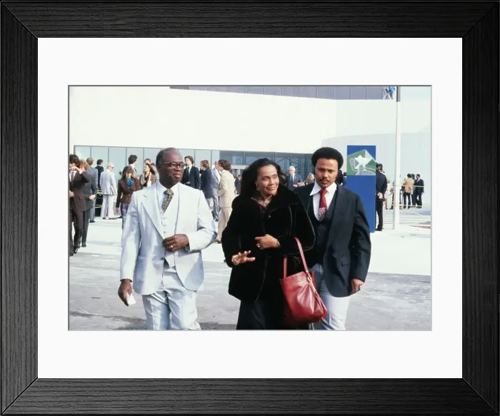 Framed Print : Coretta Scott King with Son Martin Luther King III Framed Print : Coretta Scott King with Son Martin Luther King III