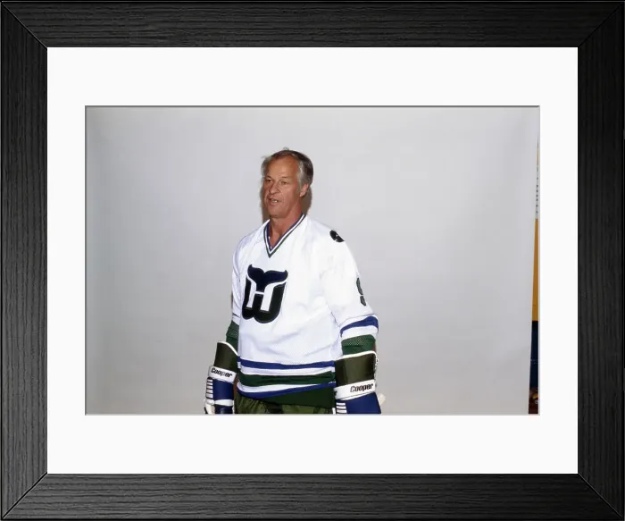 Framed Print : Gordie Howe Framed Print : Gordie Howe