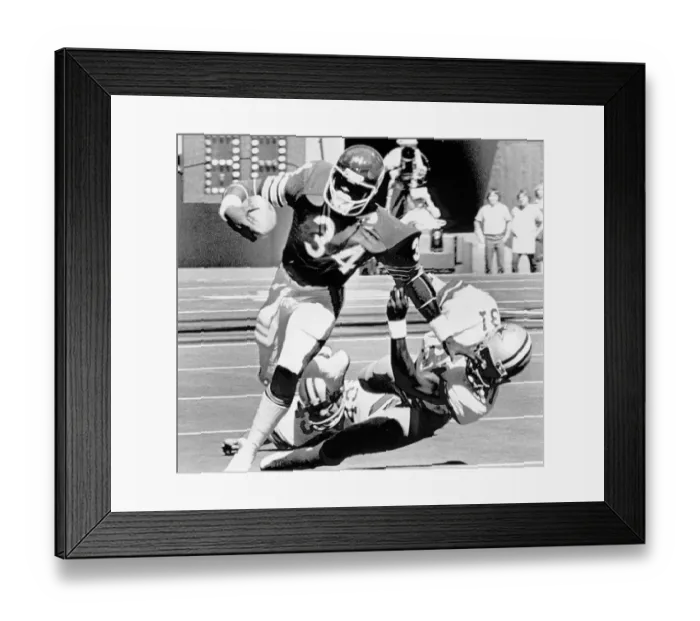 Framed Print : Walter Payton Framed Print : Walter Payton