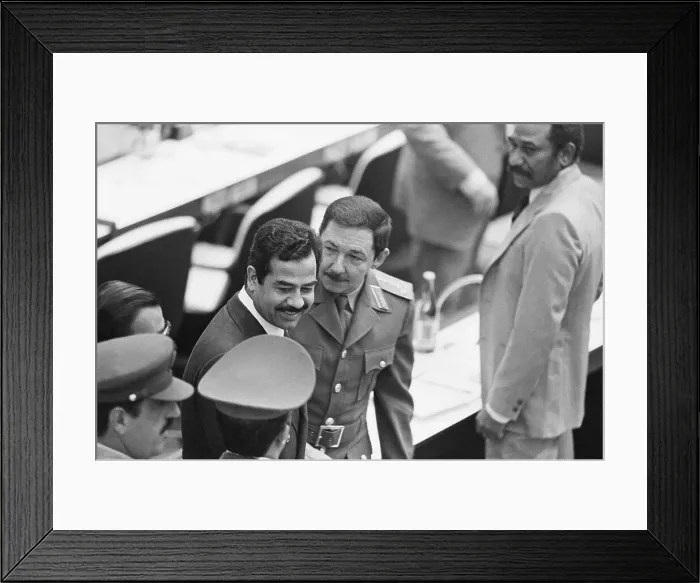 Framed Print : Saddam Hussein with Raul Castro Framed Print : Saddam Hussein with Raul Castro