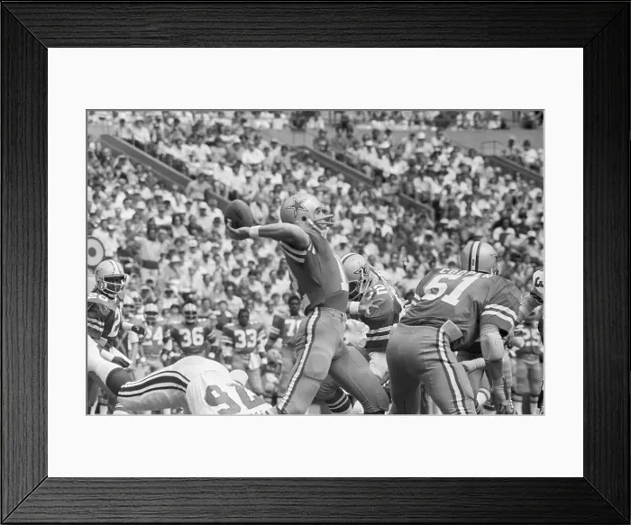 Framed Print : Roger Staubach About To Pass Football