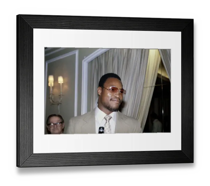 Framed Print : Larry Holmes Framed Print : Larry Holmes