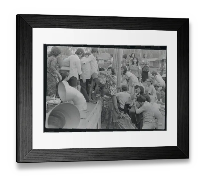 Framed Print : Vietnamese Refugees