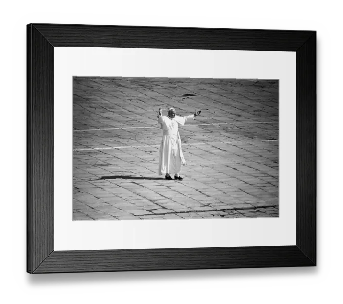 Framed Print : Pope John Paul II in Victory Square Framed Print : Pope John Paul II in Victory Square