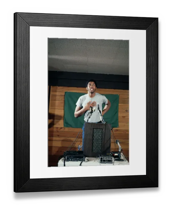Framed Print : Earvin Magic Johnson Framed Print : Earvin Magic Johnson