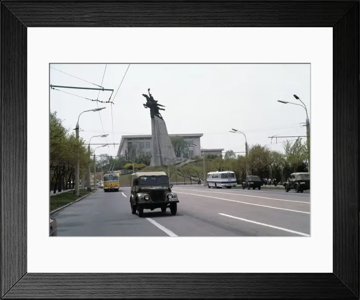 Framed Print : Chollima Statue, Pyongyang Framed Print : Chollima Statue, Pyongyang