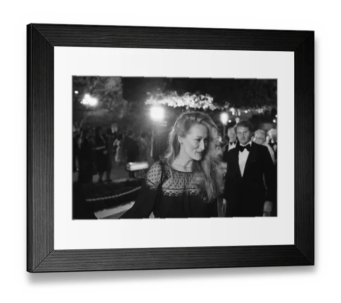 Framed Print : Meryl Streep Arriving at Academy Awards Framed Print : Meryl Streep Arriving at Academy Awards