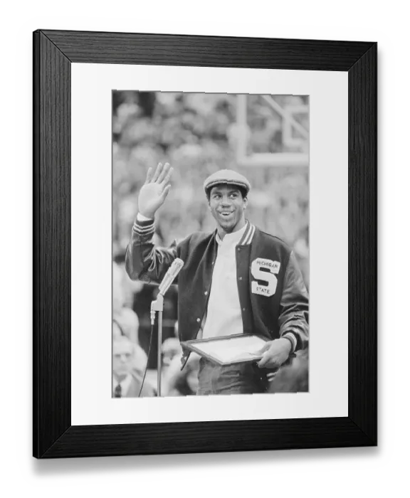 Framed Print : Magic Johnson Waving to Fans Framed Print : Magic Johnson Waving to Fans
