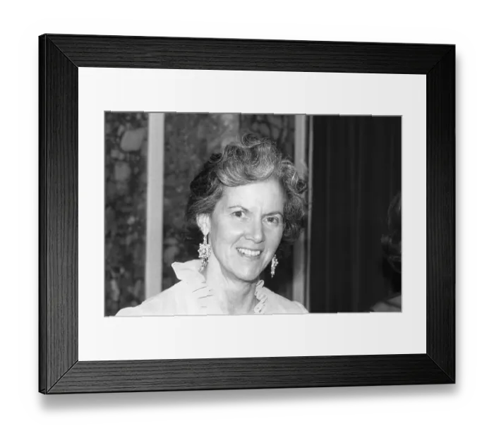 Framed Print : Felice Schwartz at Fourth Annual Catalyst Awards Dinner