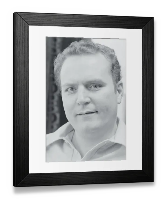 Framed Print : Portrait of Larry Flynt Framed Print : Portrait of Larry Flynt