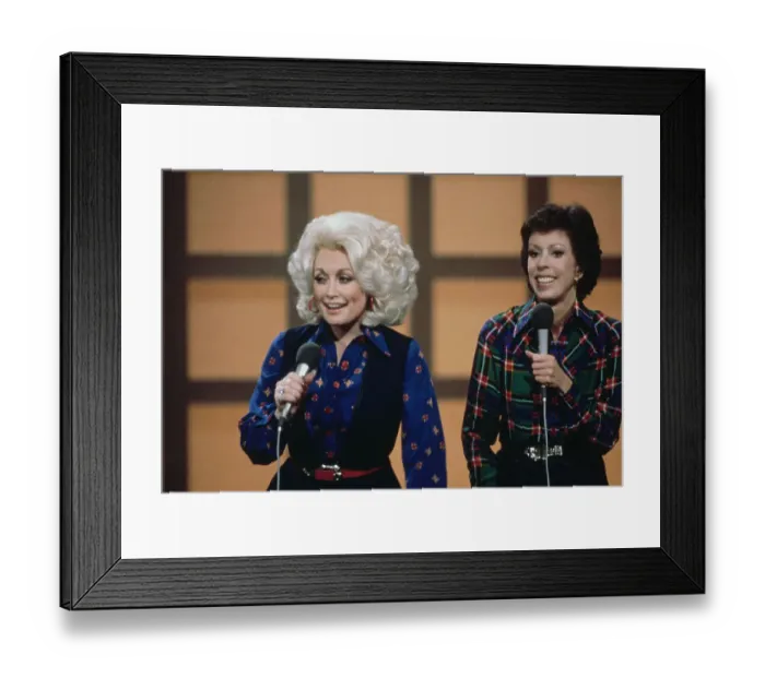 Framed Print : Dolly Parton And Carol Burnett Framed Print : Dolly Parton And Carol Burnett