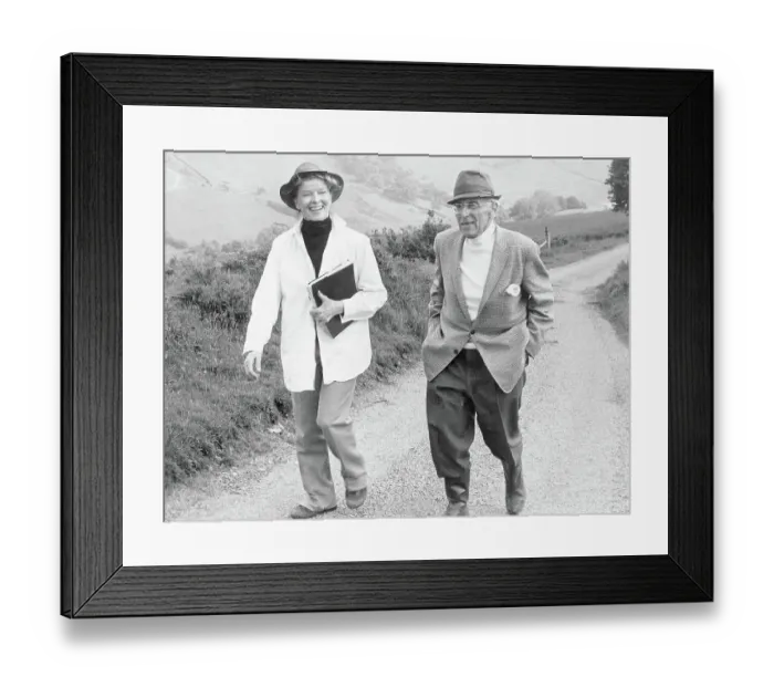 Framed Print : Katharine Hepburn with George Cukor Framed Print : Katharine Hepburn with George Cukor
