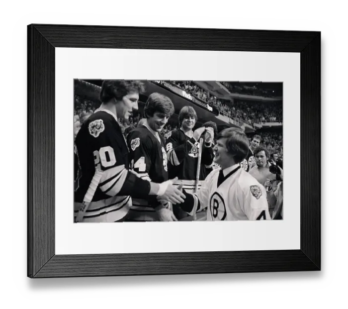 Framed Print : Bobby Orr Greeting Boston Bruins at Ceremony Framed Print : Bobby Orr Greeting Boston Bruins at Ceremony