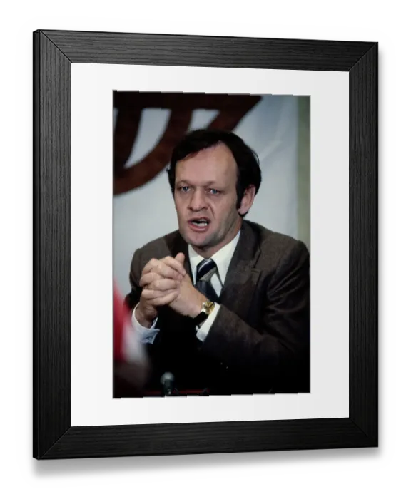 Framed Print : Jean Chretien Framed Print : Jean Chretien