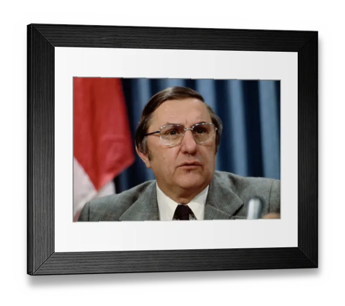Framed Print : Romeo LeBlanc Framed Print : Romeo LeBlanc