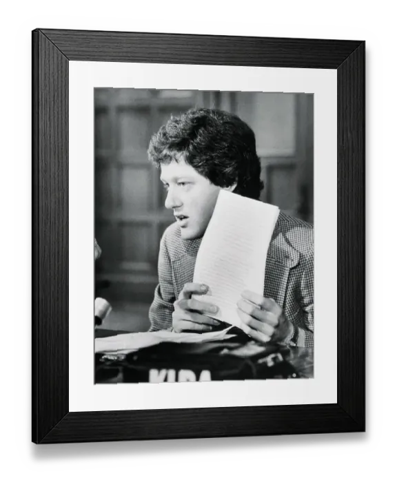 Framed Print : Portrait of Bill Clinton Framed Print : Portrait of Bill Clinton